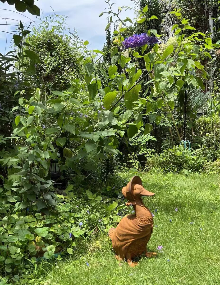 Victorian Cast Iron Mrs Duck Garden Statue Lady Duck with Bonnet Cape Outdoor