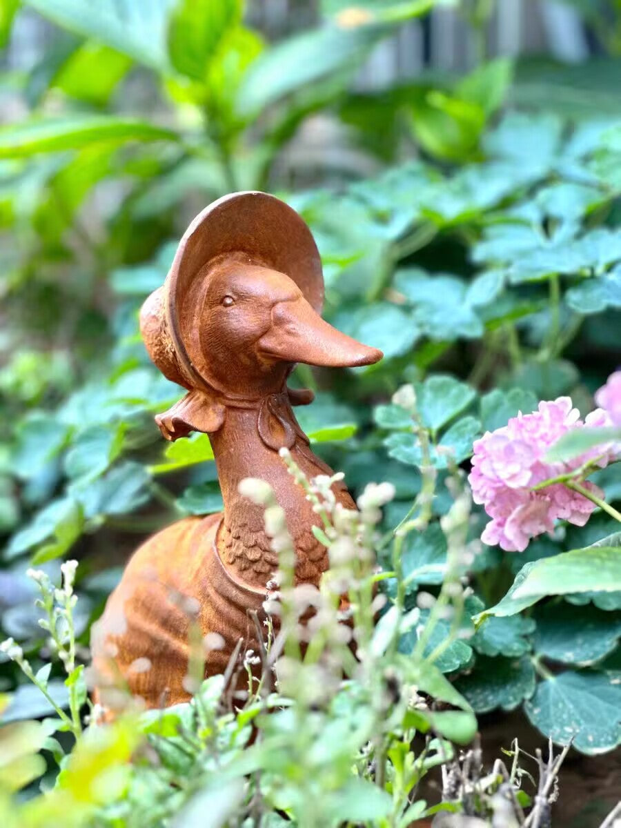 Victorian Cast Iron Mrs Duck Garden Statue Lady Duck with Bonnet Cape Outdoor